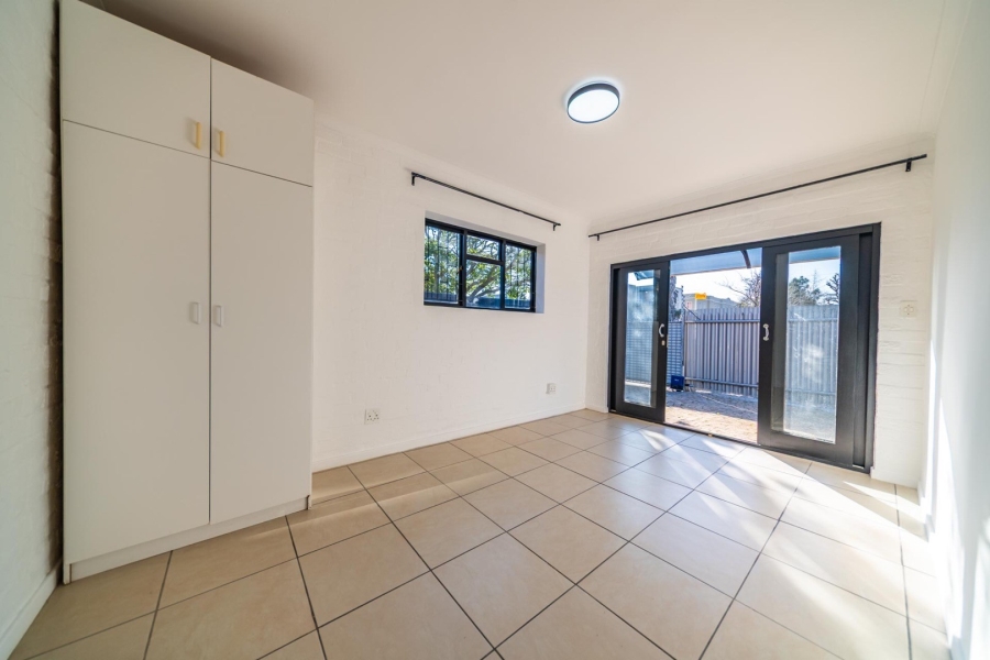 To Let 2 Bedroom Property for Rent in La Colline Western Cape